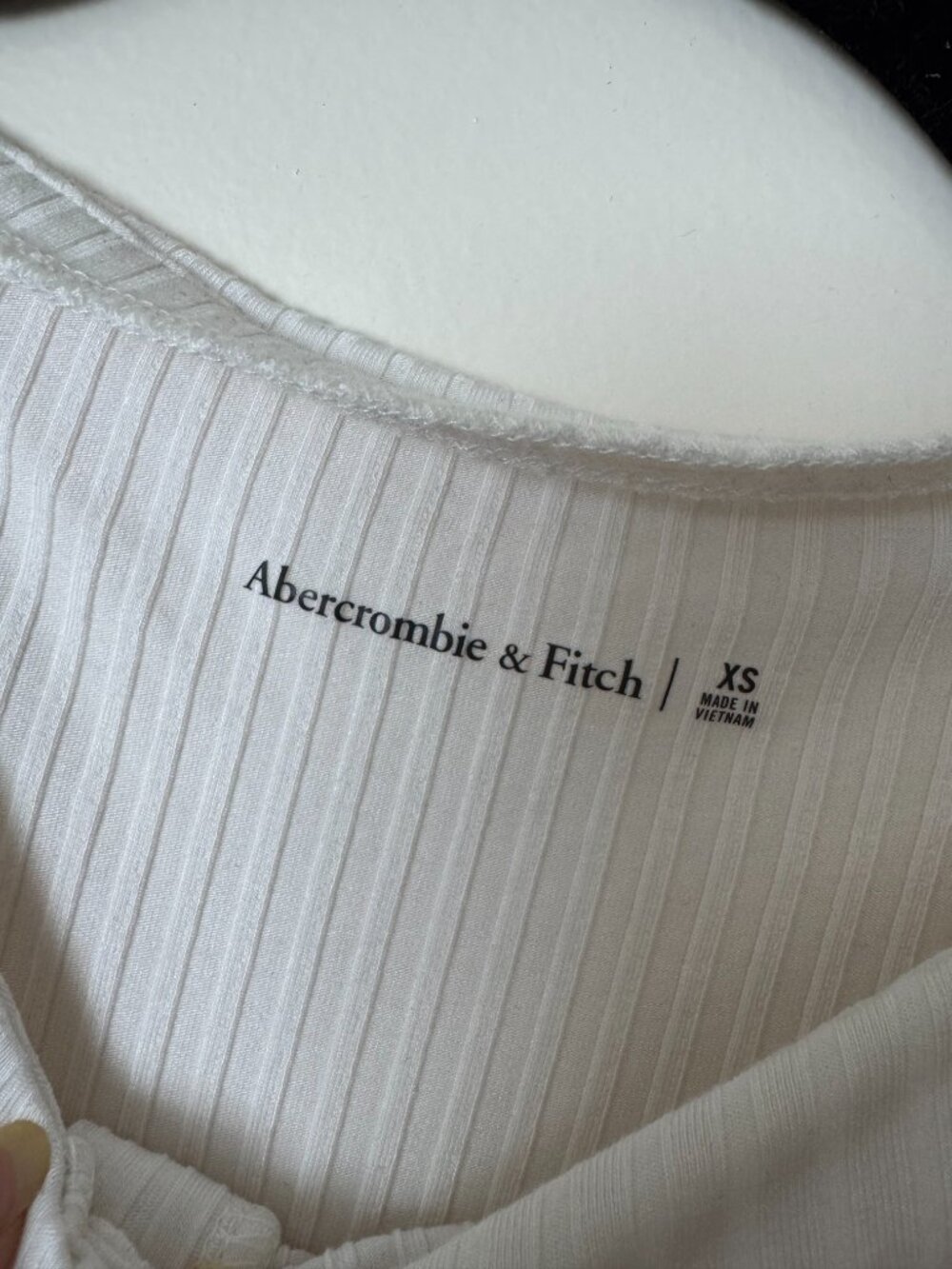 Abercrombie Ribbed Button Front Tank - Picture 2 of 2